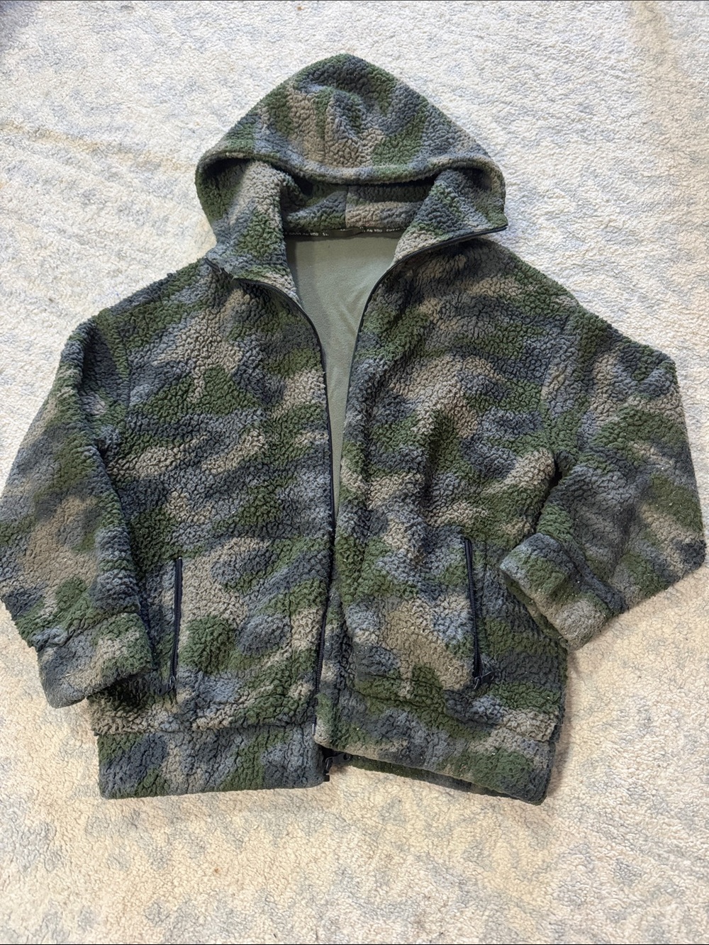 Women’s Camouflage Sherpa Hoodie - Green Gray